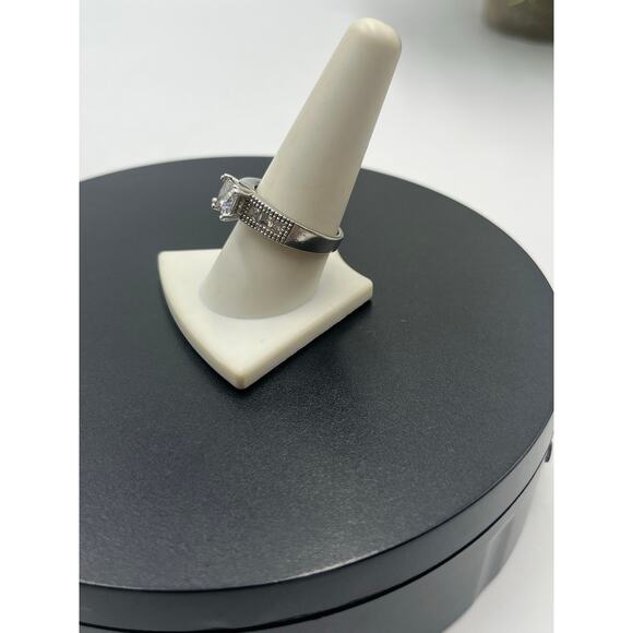NV Vintage Sterling Silver Round Prong Set Cubic Zirconia Ring Sz 9.5 - Picture 3 of 9